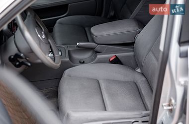 Универсал Audi A4 2001 в Баре