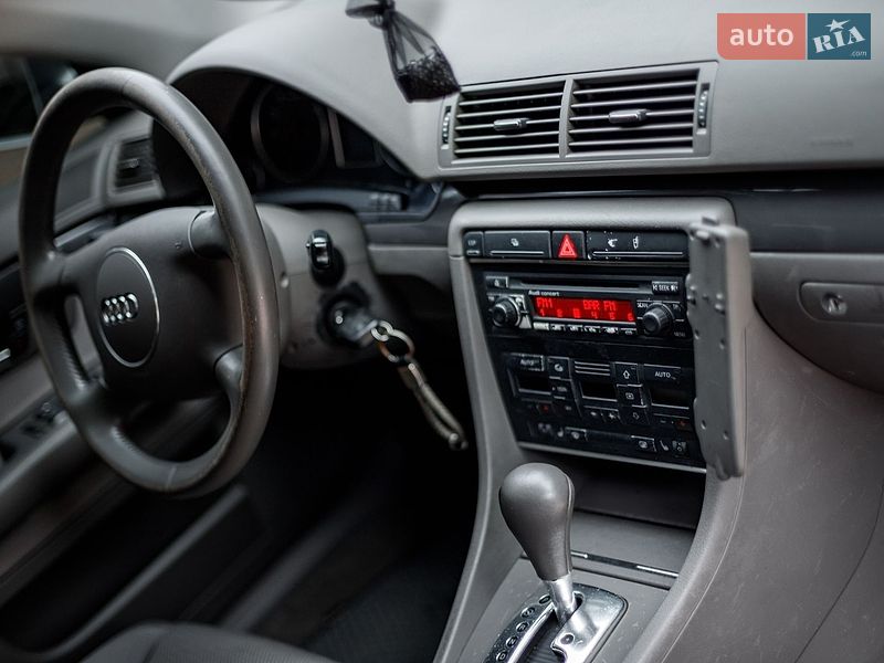 Универсал Audi A4 2001 в Баре