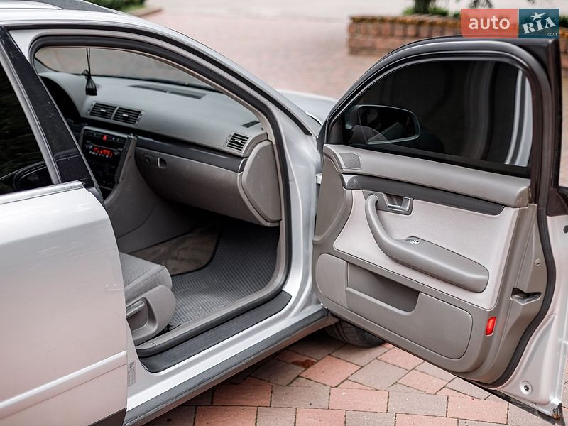 Универсал Audi A4 2001 в Баре