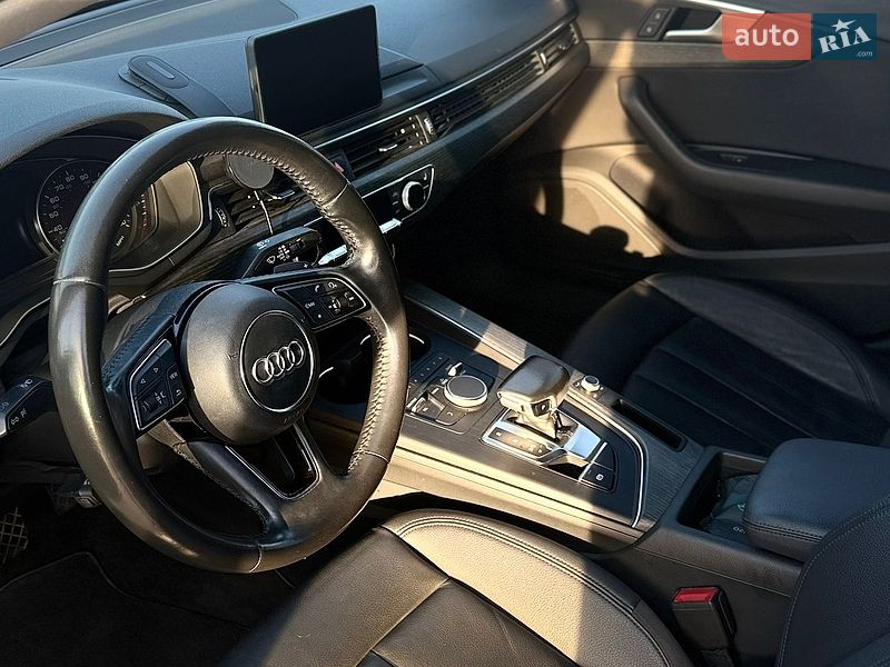 Седан Audi A4 2018 в Тернополі