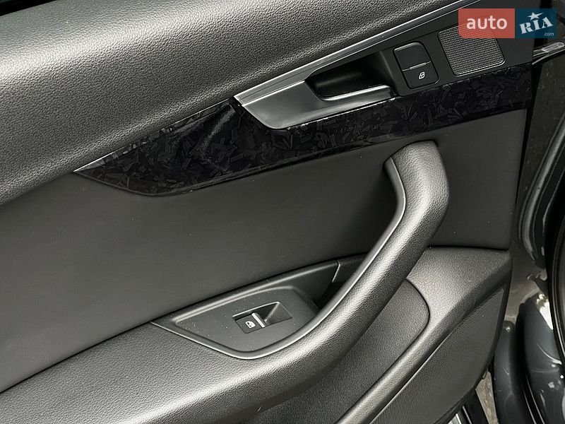 Седан Audi A4 2019 в Києві