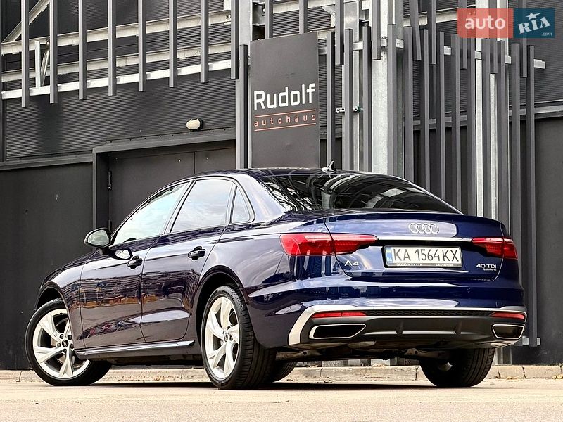 Седан Audi A4 2023 в Києві