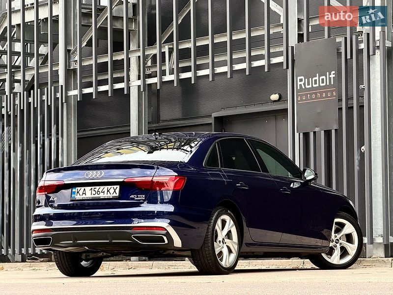 Седан Audi A4 2023 в Києві