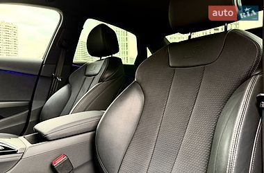 Седан Audi A4 2023 в Києві