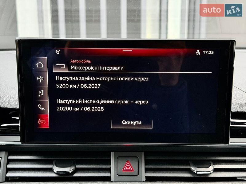 Седан Audi A4 2023 в Києві