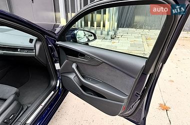 Седан Audi A4 2023 в Києві