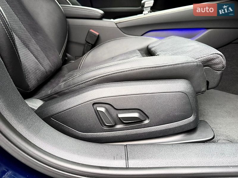 Седан Audi A4 2023 в Києві