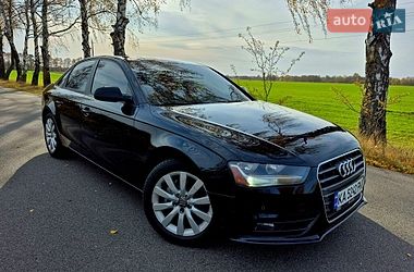 Седан Audi A4 2012 в Мені
