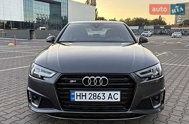Седан Audi A4 2018 в Одессе