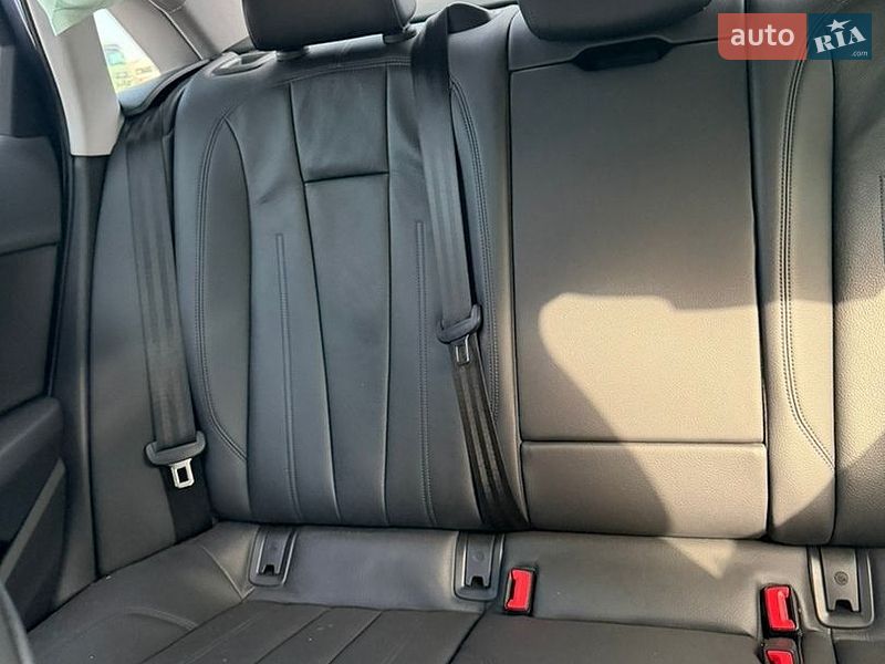 Седан Audi A4 2017 в Кривому Розі
