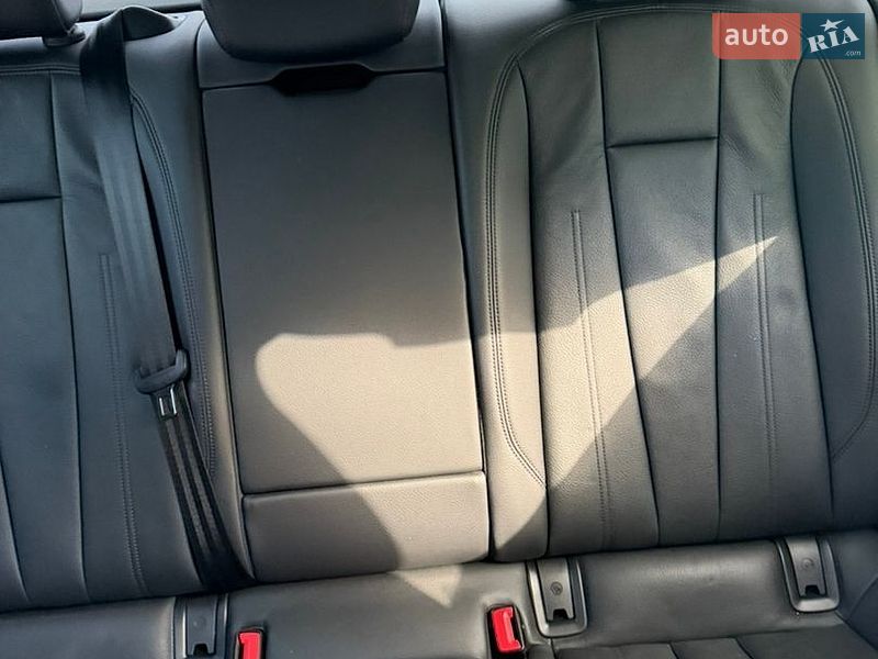 Седан Audi A4 2017 в Кривому Розі