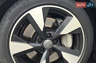 Седан Audi A4 2021 в Гостомеле
