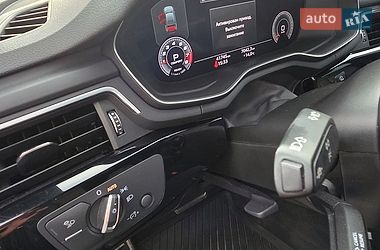 Седан Audi A4 2021 в Гостомеле