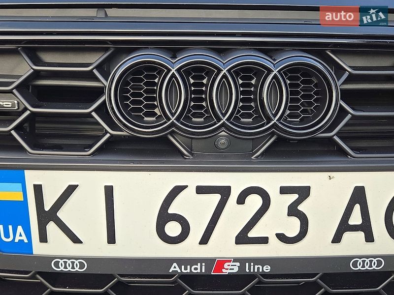Седан Audi A4 2021 в Гостомеле