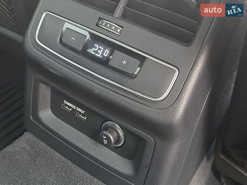Седан Audi A4 2021 в Гостомеле