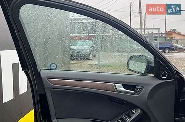 Седан Audi A4 2013 в Стрию