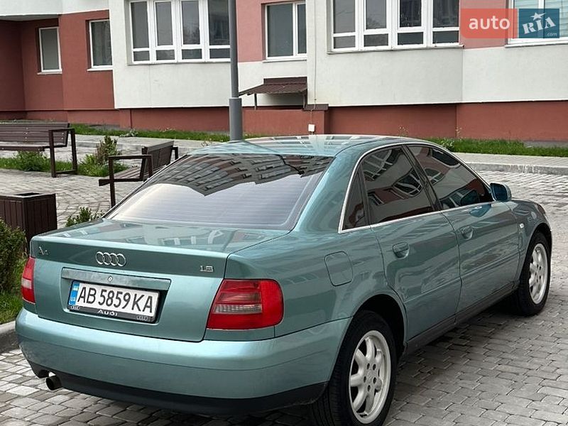 Седан Audi A4 1999 в Виннице