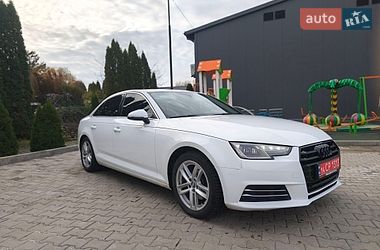 Седан Audi A4 2016 в Хмельницькому