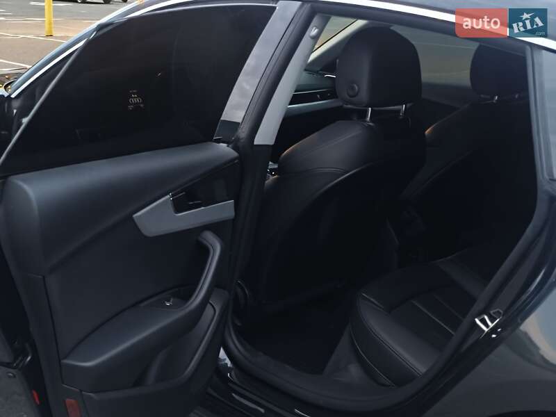 Лифтбек Audi A5 Sportback 2019 в Киеве