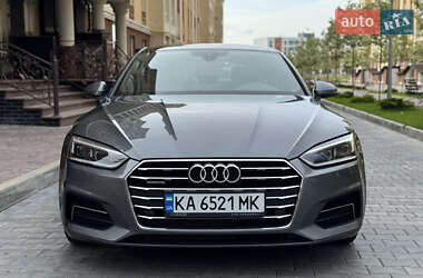 Лифтбек Audi A5 Sportback 2017 в 