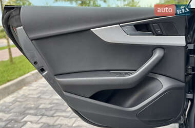 Лифтбек Audi A5 Sportback 2017 в 