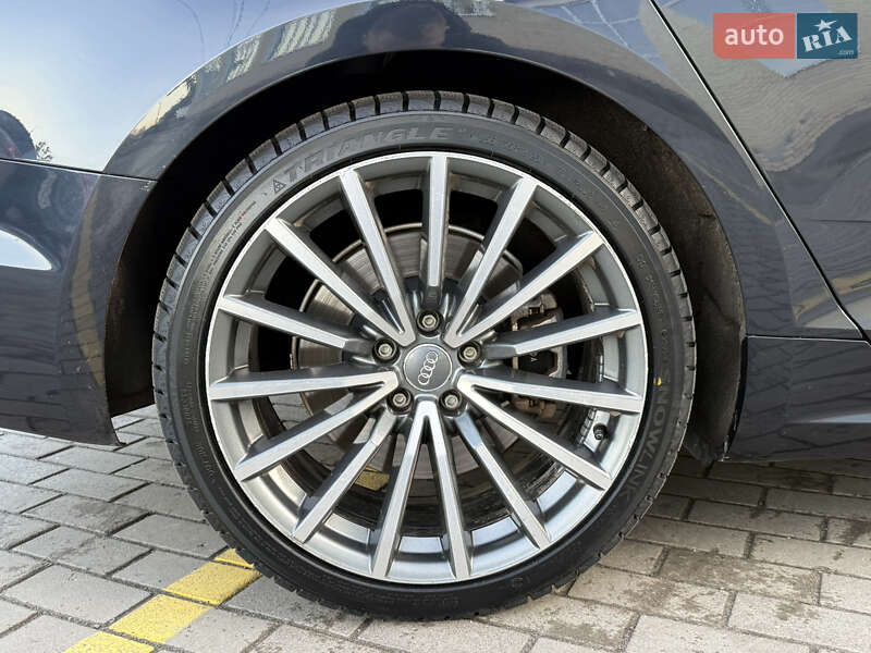 Лифтбек Audi A5 Sportback 2017 в Киверцах