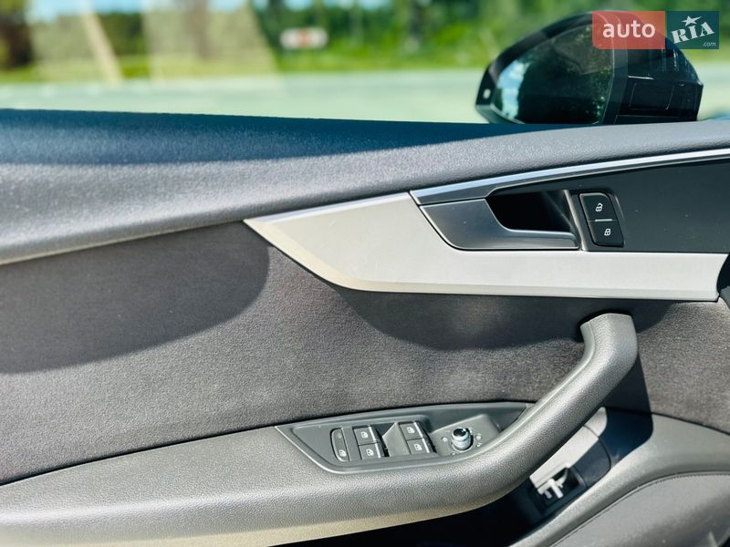 Ліфтбек Audi A5 Sportback 2020 в Ромнах