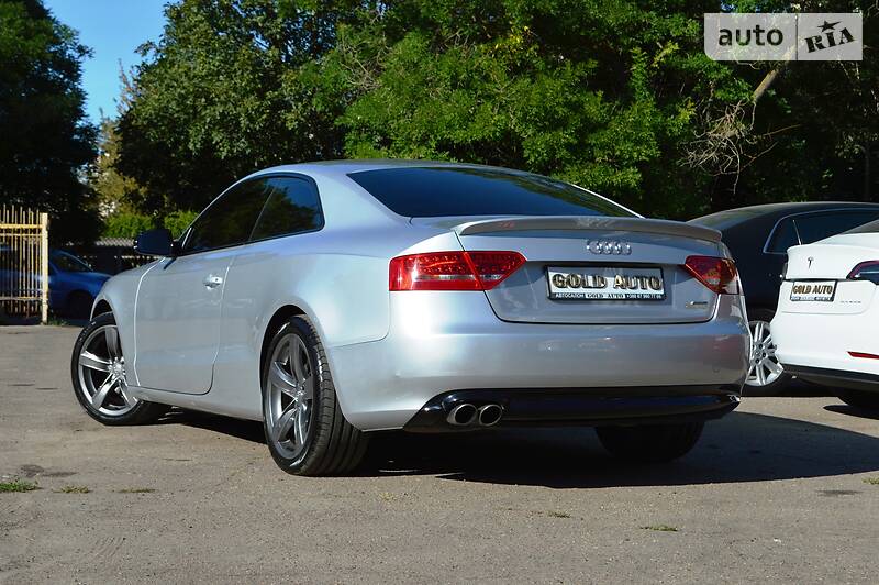 Купе Audi A5 2011 в Одесі