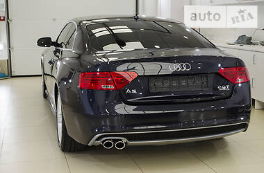 Купе Audi A5 2015 в 