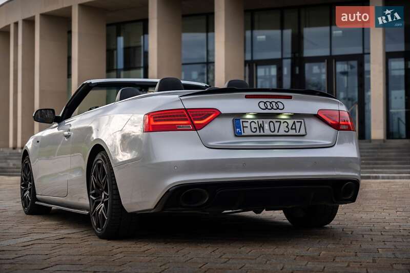 Кабриолет Audi A5 2011 в Киеве
