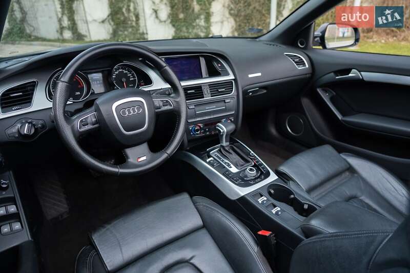 Кабриолет Audi A5 2011 в Киеве