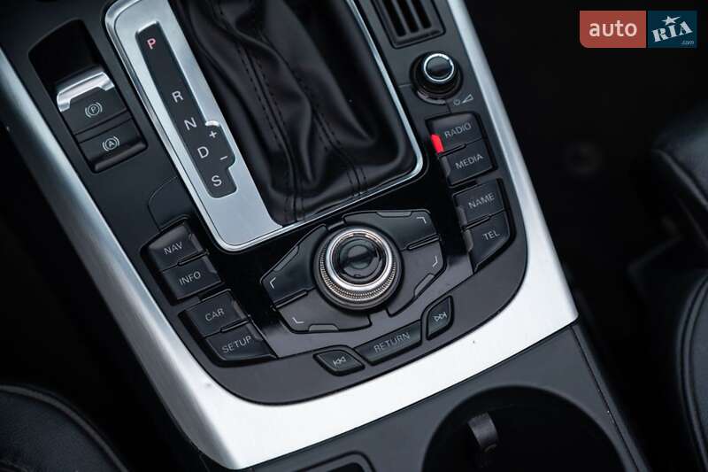 Кабриолет Audi A5 2011 в Киеве