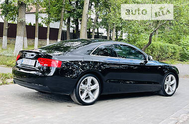 Купе Audi A5 2015 в 