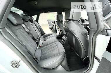 Ліфтбек Audi A5 2022 в 