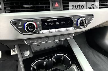 Ліфтбек Audi A5 2022 в 