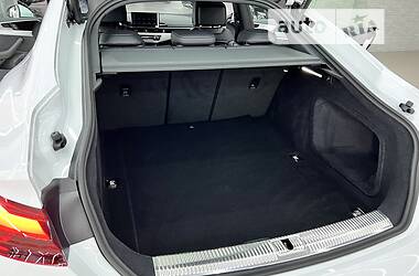 Ліфтбек Audi A5 2022 в 