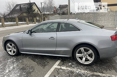 Купе Audi A5 2015 в 