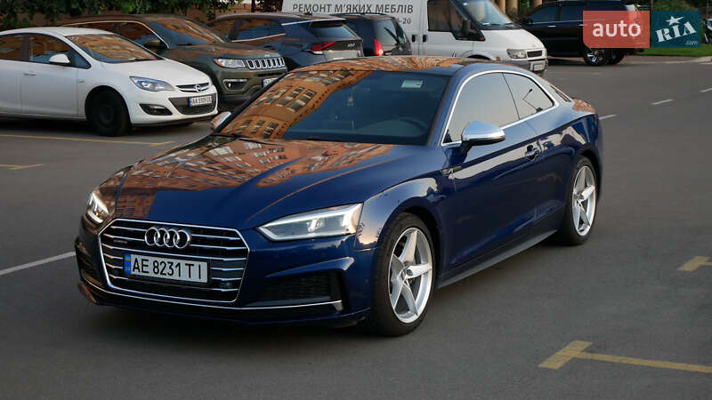 Купе Audi A5 2017 в Киеве