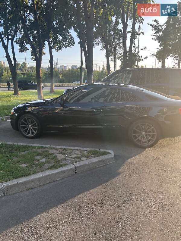 Купе Audi A5 2015 в Киеве