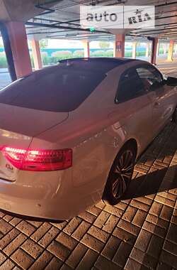 Купе Audi A5 2014 в 