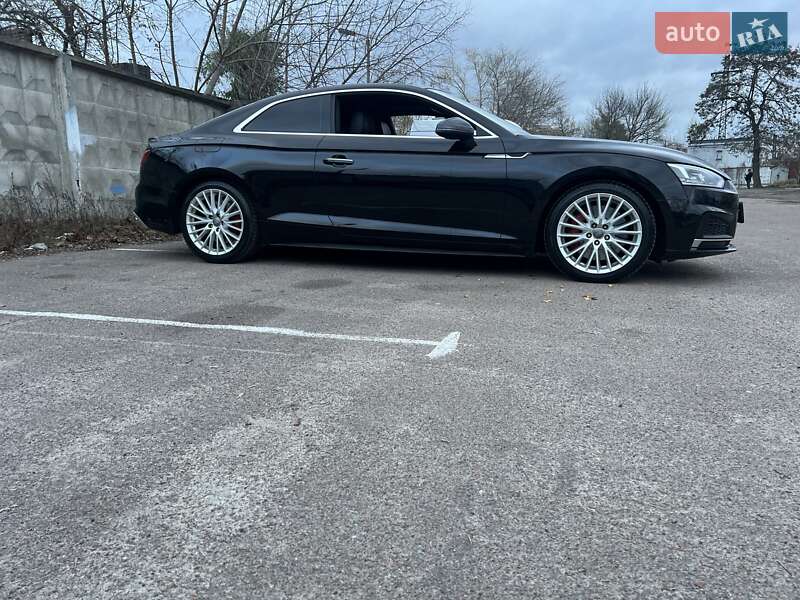 Купе Audi A5 2017 в Киеве