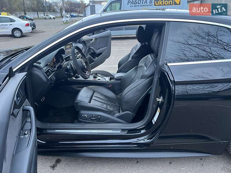Купе Audi A5 2017 в Киеве