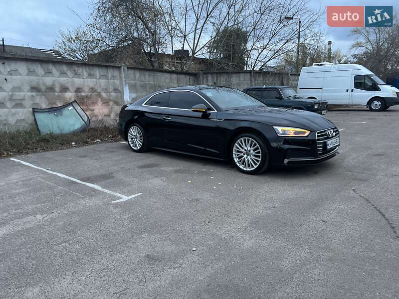 Купе Audi A5 2017 в Киеве