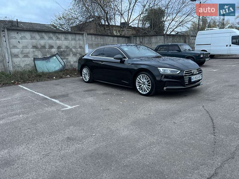 Купе Audi A5 2017 в Киеве