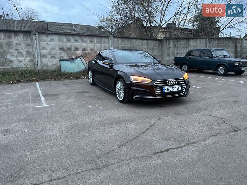 Купе Audi A5 2017 в Киеве