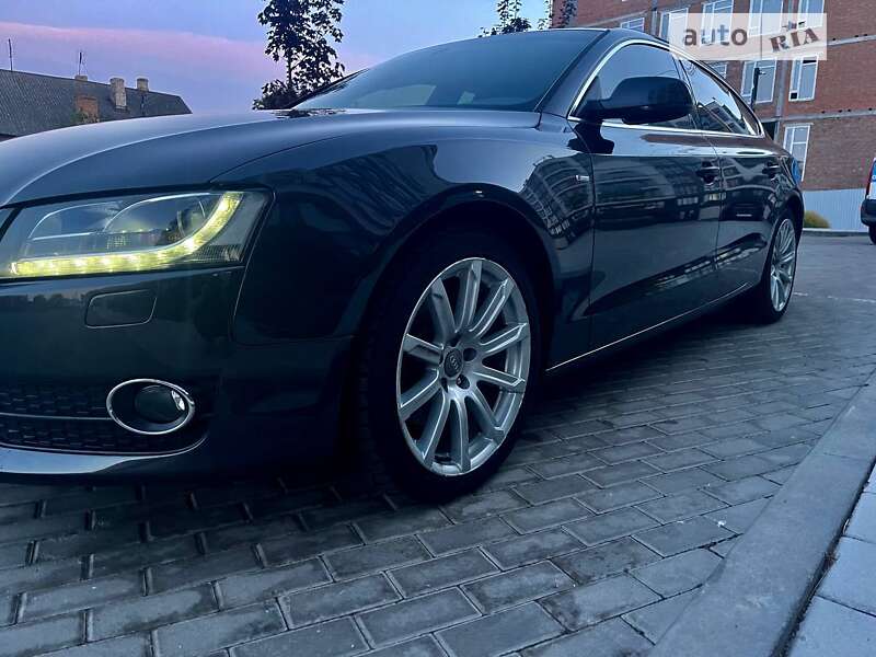 Купе Audi A5 2011 в Киеве