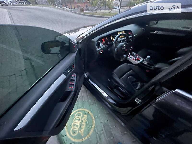 Купе Audi A5 2011 в Киеве