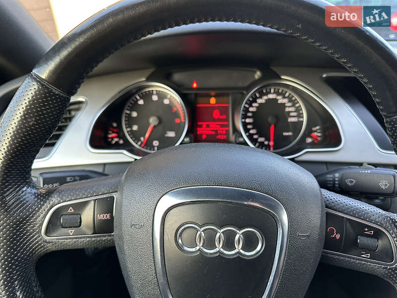 Купе Audi A5 2009 в Вараше