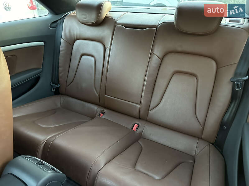 Купе Audi A5 2009 в Вараше