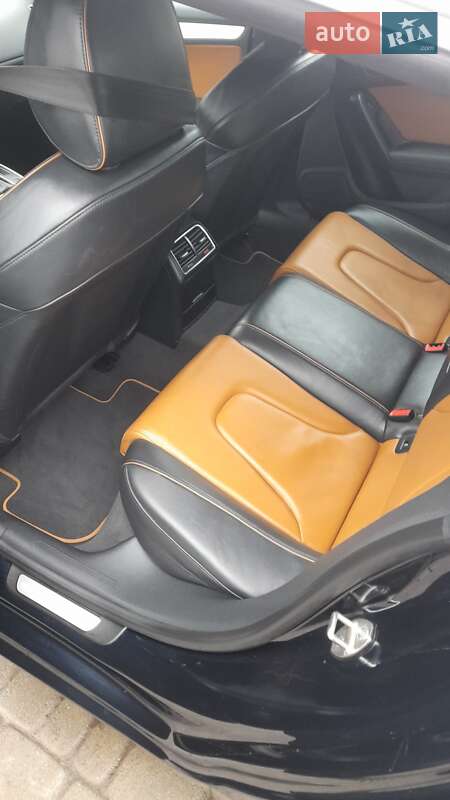 Лифтбек Audi A5 2010 в Львове